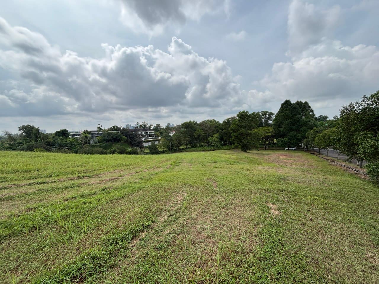 Land Leisure Farm – photo 1