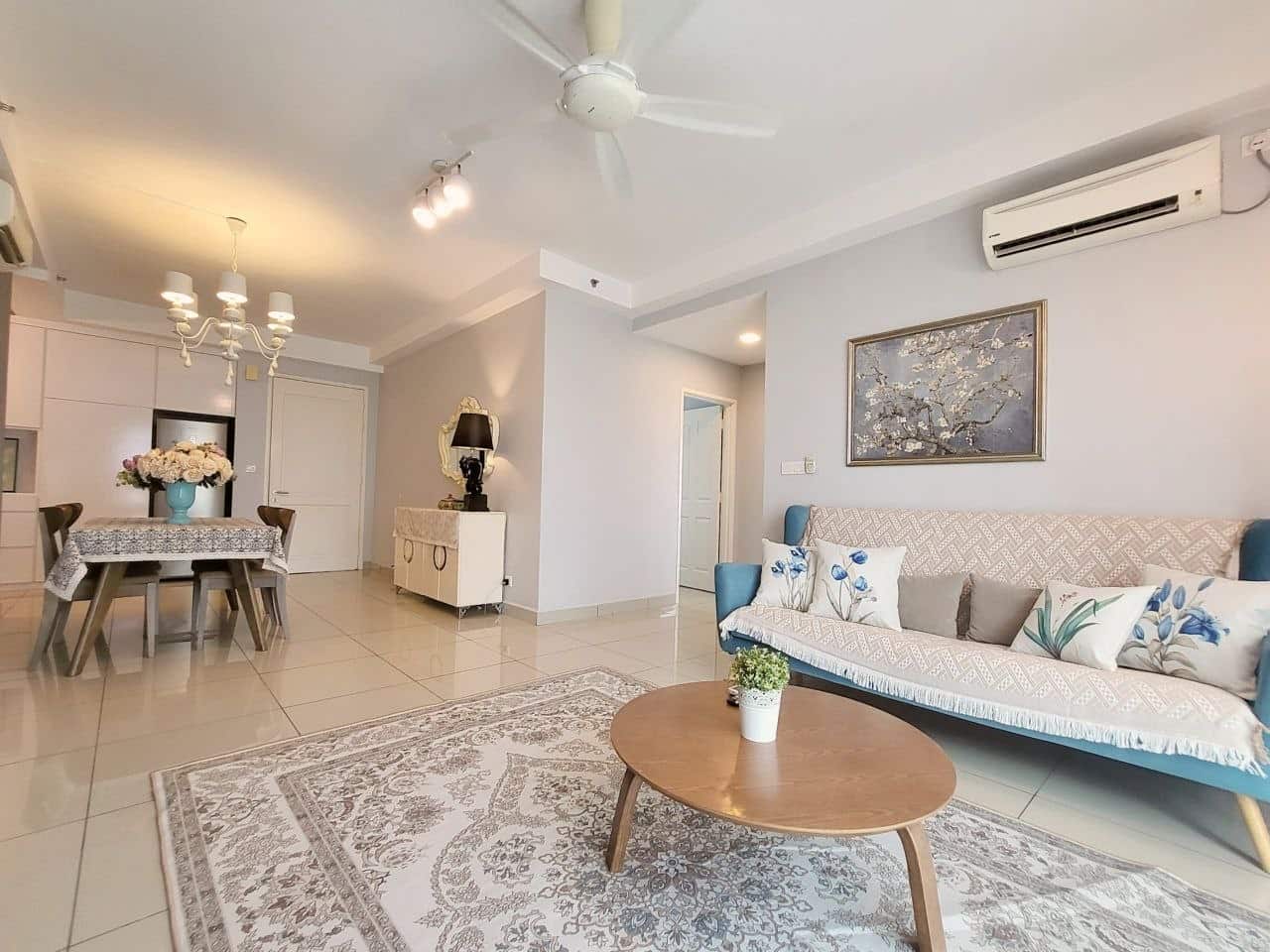 Serviced Apartment Taman Austin Perdana