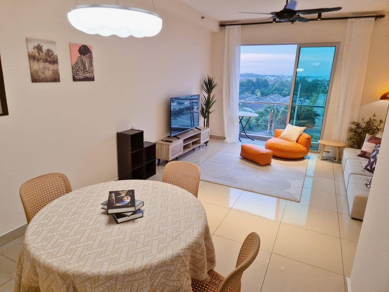 Service Apartment Taman Austin Perdana – photo 1