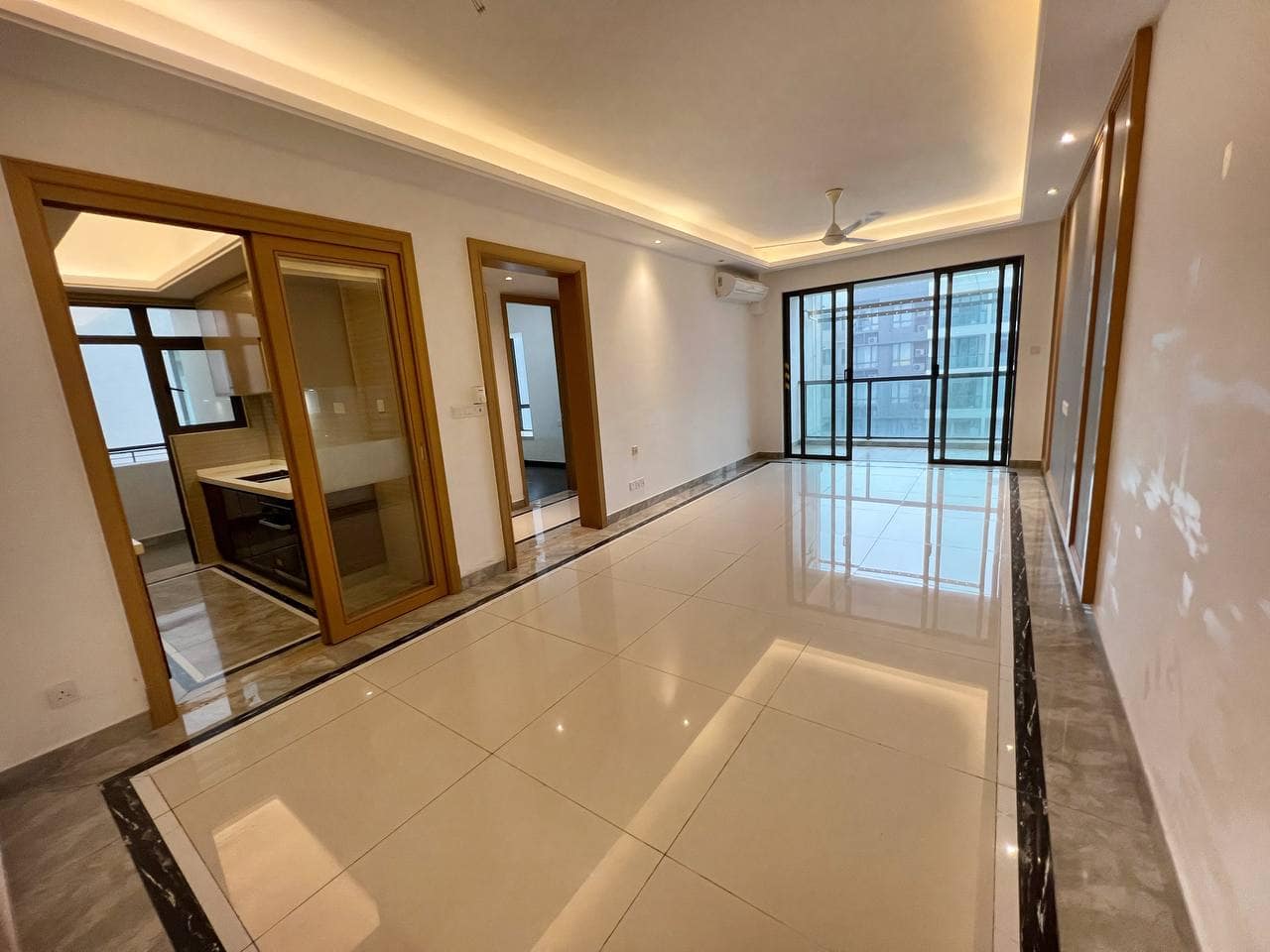 Condo R&F Princess Cove Phase 1 – photo 1