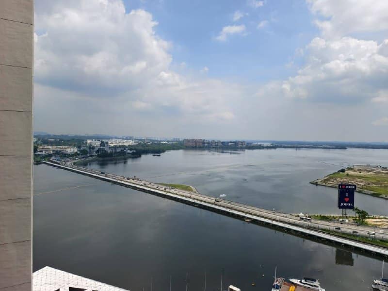 Condo R&F Princess Cove – photo 1