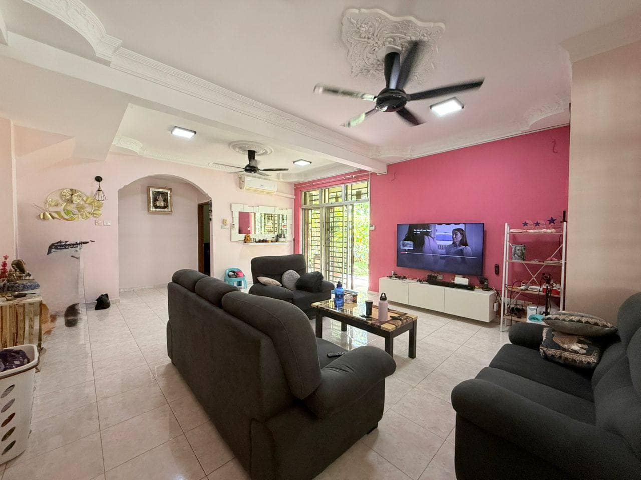 House Nusa Indah – photo 1