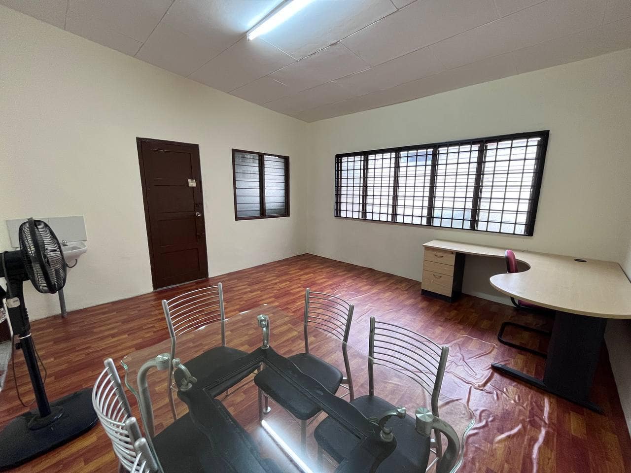 1.5-Storey Terrace House Taman Pelangi – photo 1