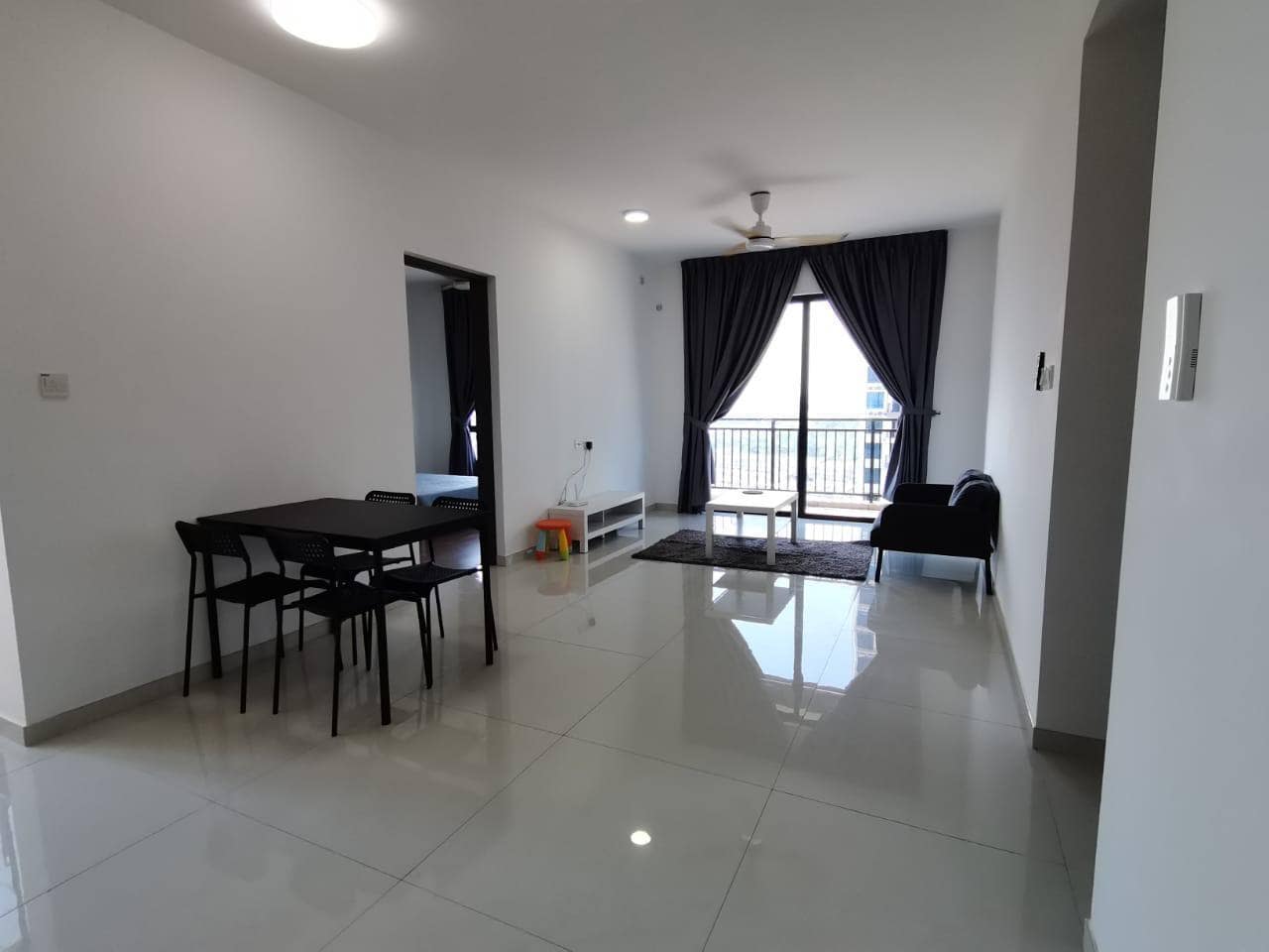 Condominium Country Garden Central Park – photo 1