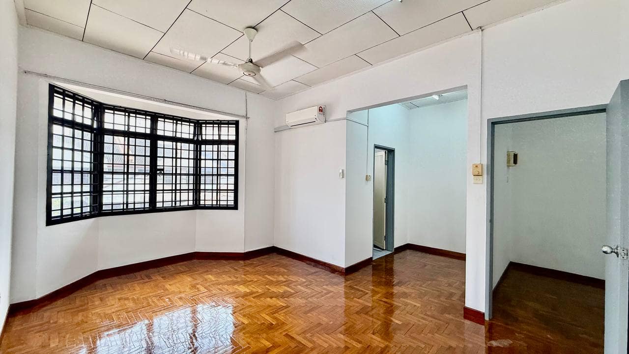 2-Storey Terrace Taman Daya – photo 1