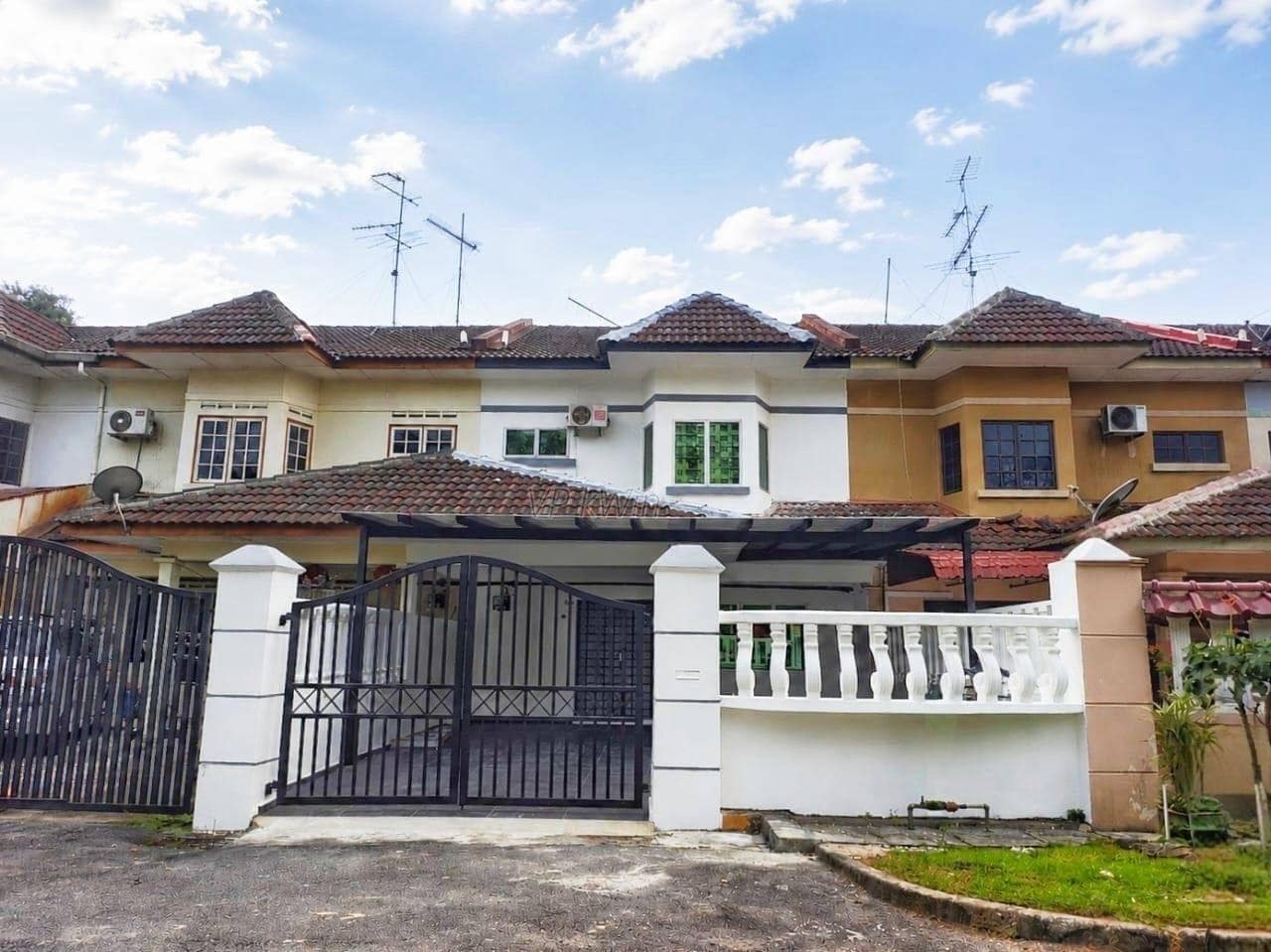 2-Storey Terrace House Bandar Selesa Jaya – photo 1