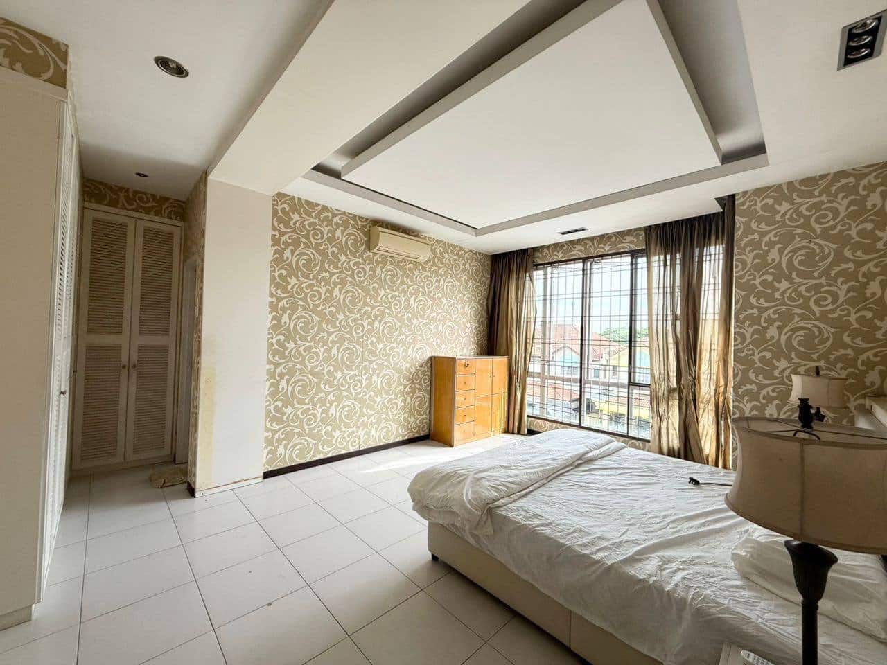 2.5-Storey Terrace Impian Emas