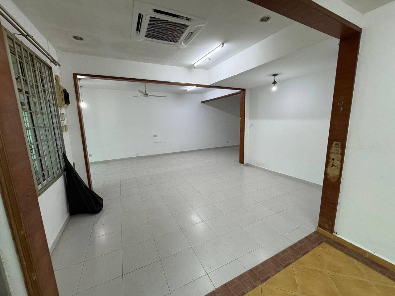 Single Storey Corner Lot Taman Putri Wangsa – photo 1
