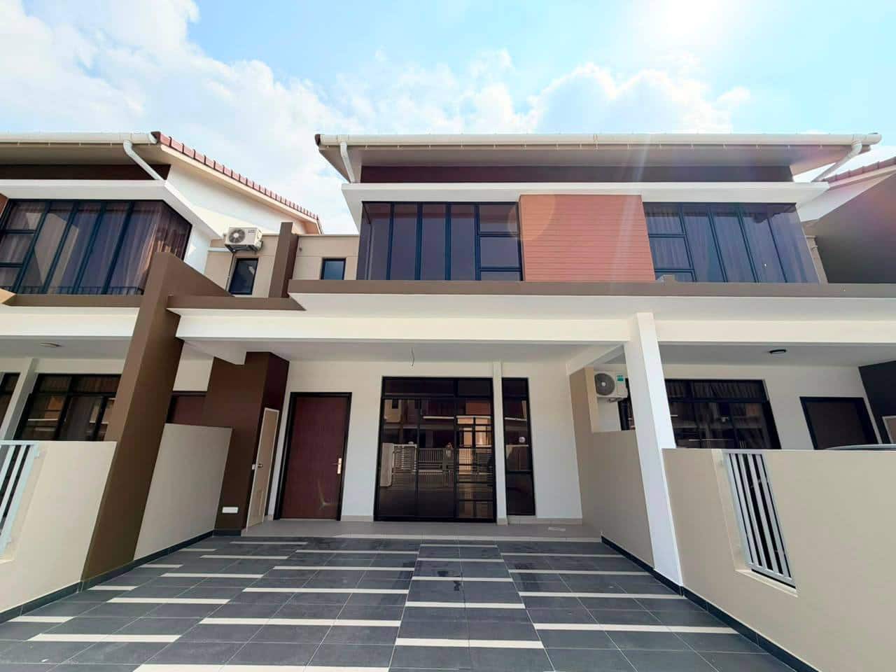 Double Storey Terrace House Senadi Hills