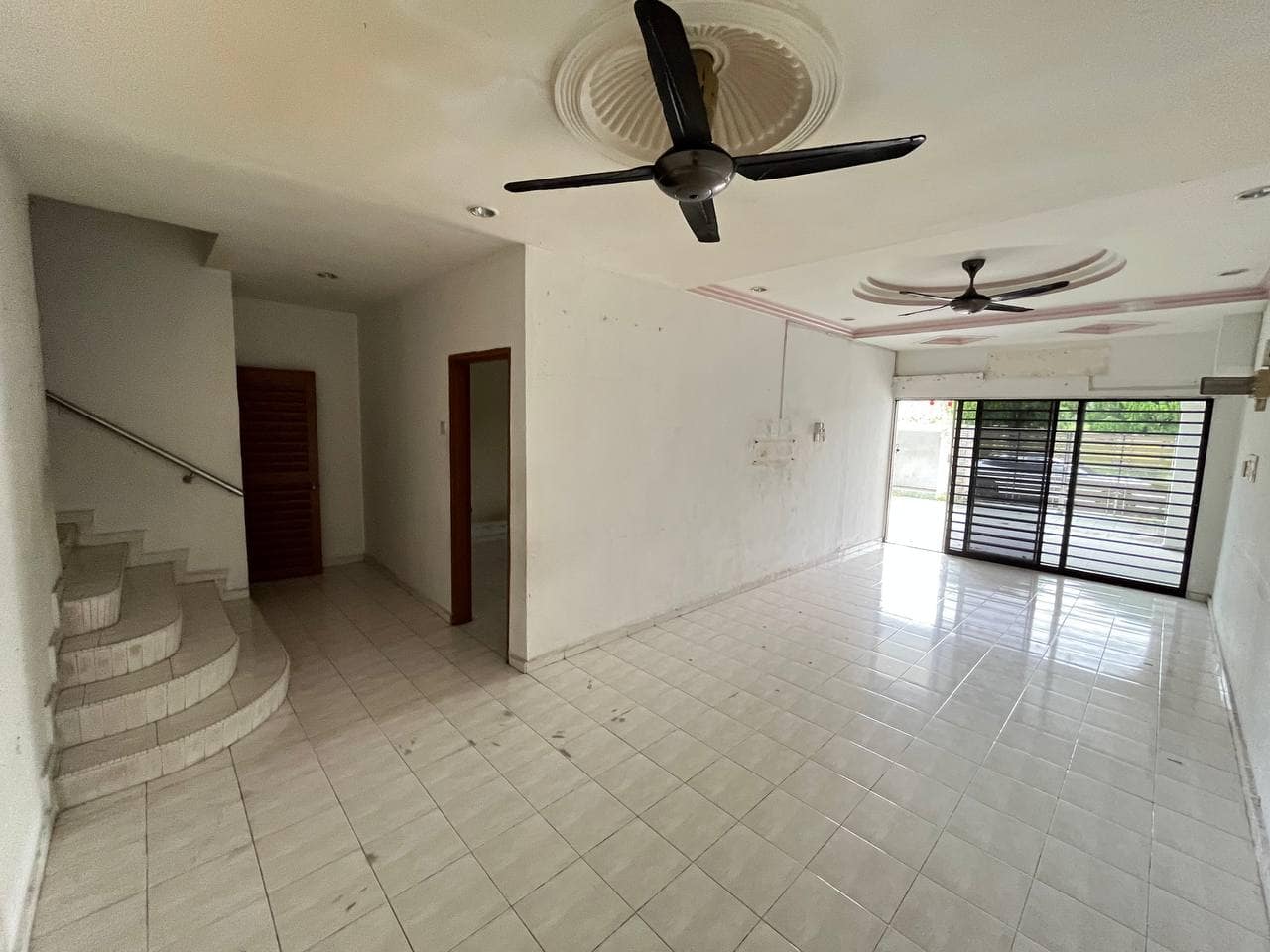 1.5-Storey Terrace Jalan Denai, Ulu Tiram – photo 1