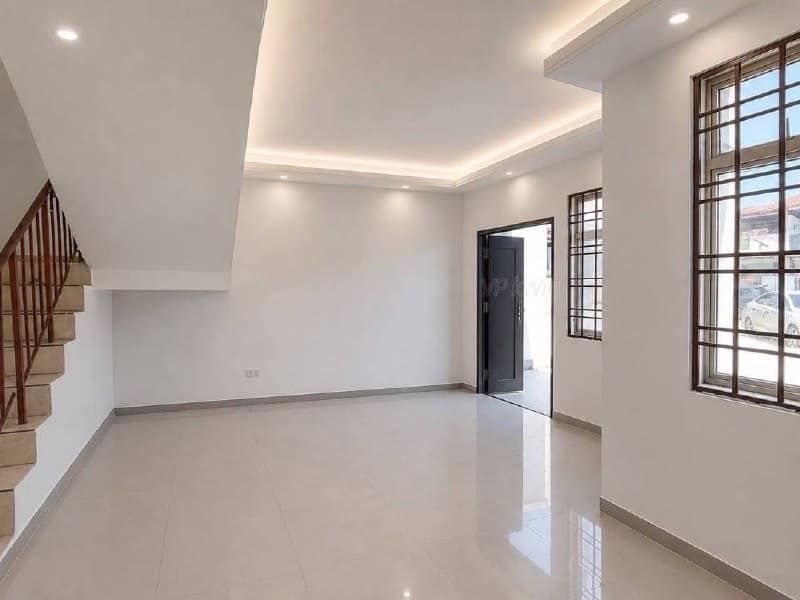 Double Storey Medium Low Cost Corner Lot Taman Nusantara – photo 1