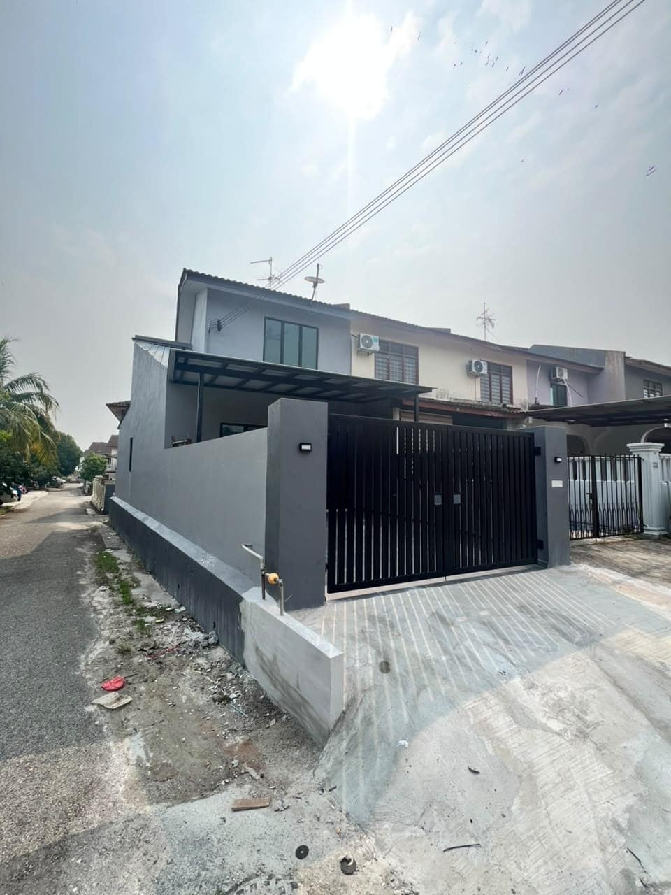 Double Storey Low Cost Corner House Taman Puteri Wangsa – photo 1