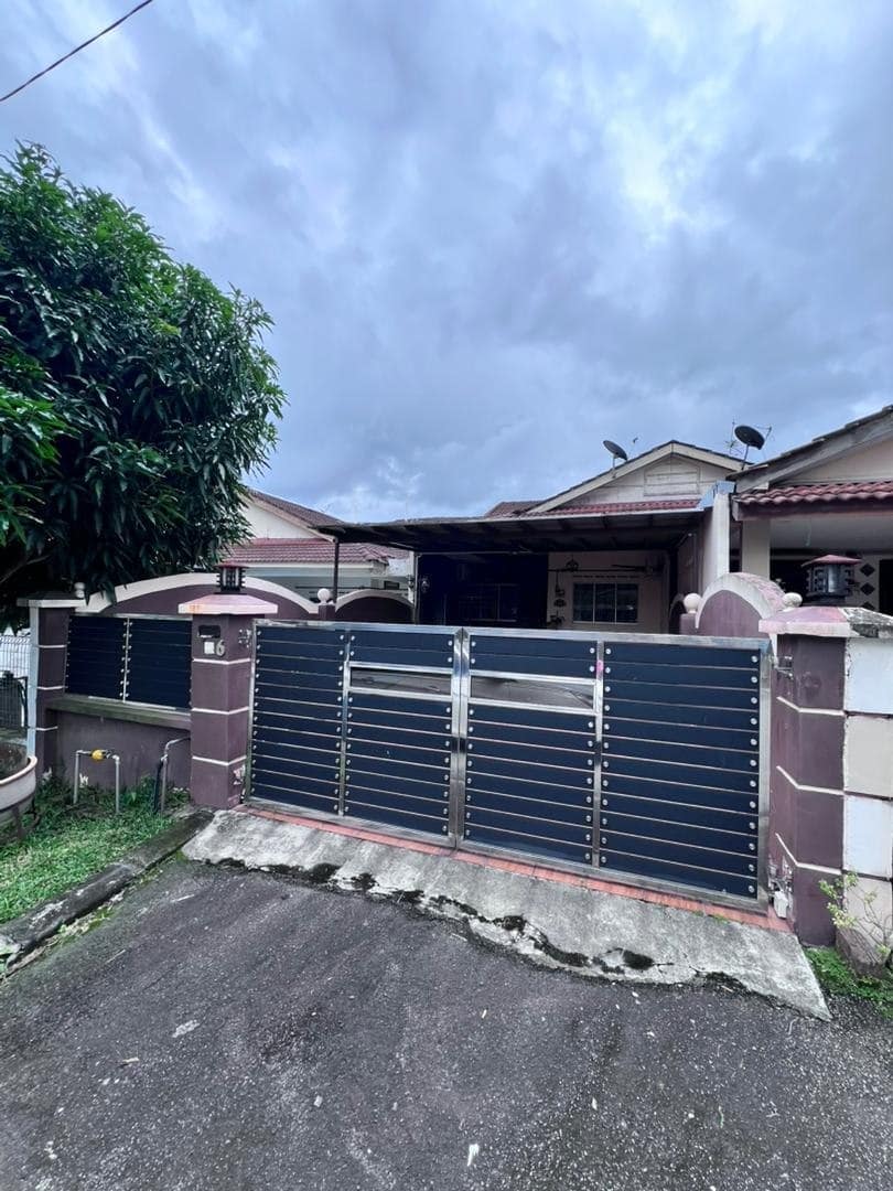 Single Storey Terrace House Taman Pulai Emas – photo 1