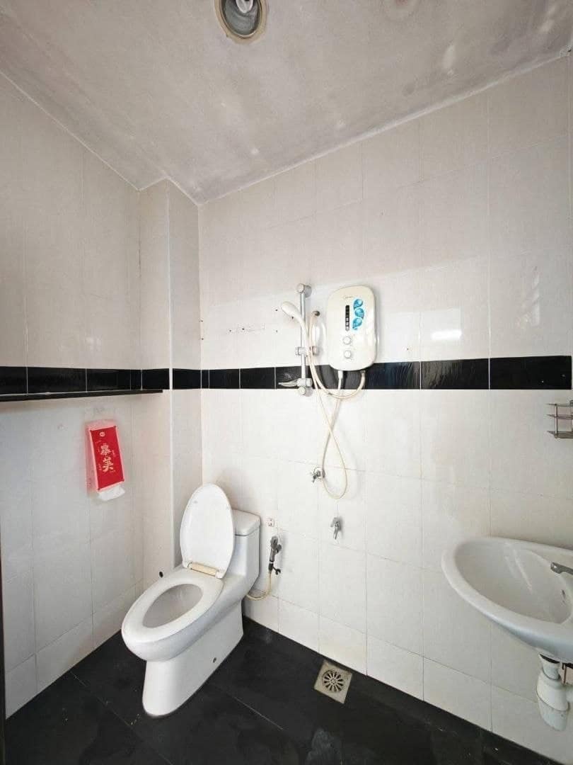 🏡 FOR SALE | RENOVATED DOUBLE STOREY TERRACE HOUSE… – photo 1