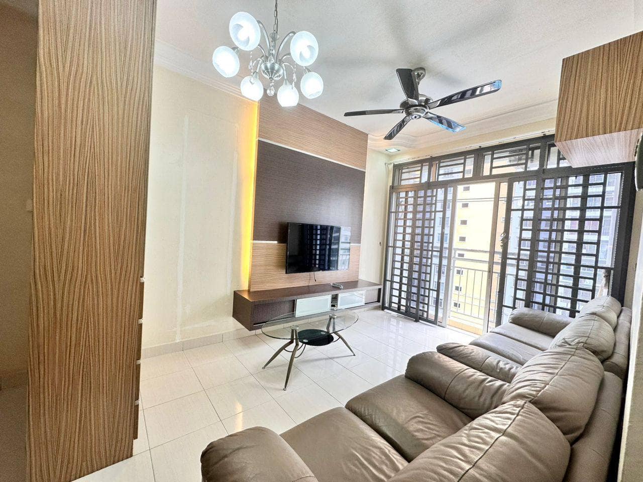 For Sale (AH7799)
Kipark Tampoi
852 Sqft
3Bed 2B… – photo 1