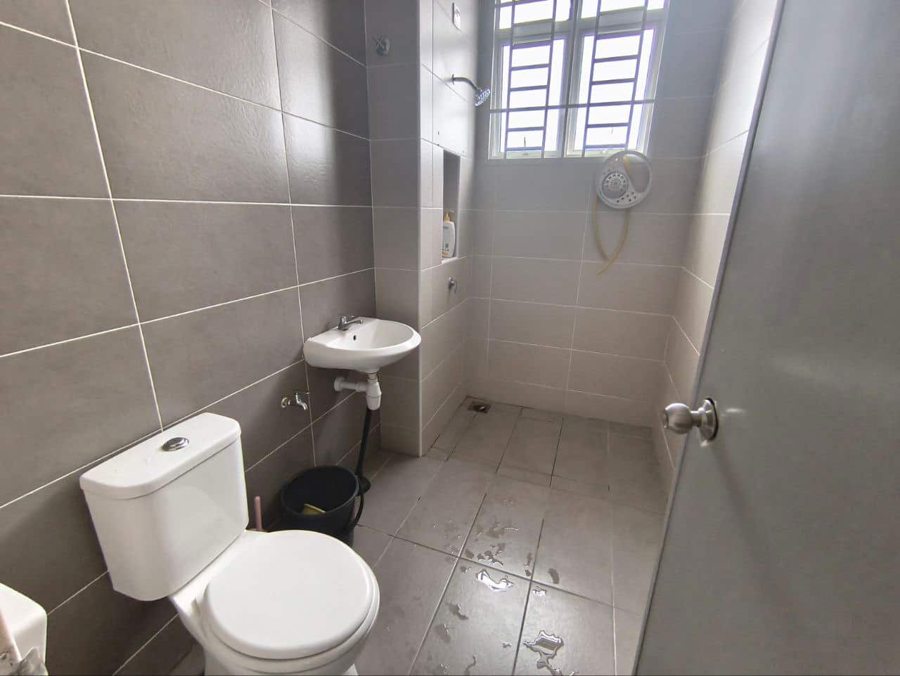 出售 | For Sale (ST1893)
Sapphire Hills @ Jalan Pula…