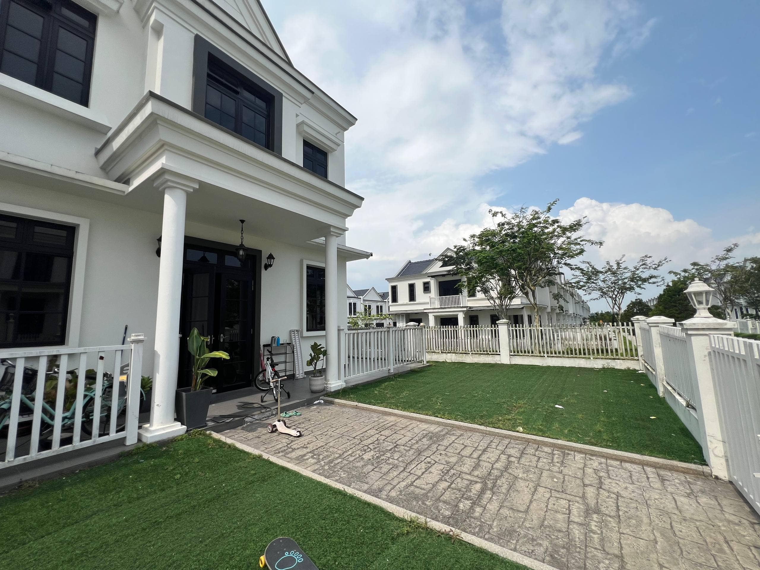 2.5-Storey Terrace House End Lot Eco Botanic – photo 1