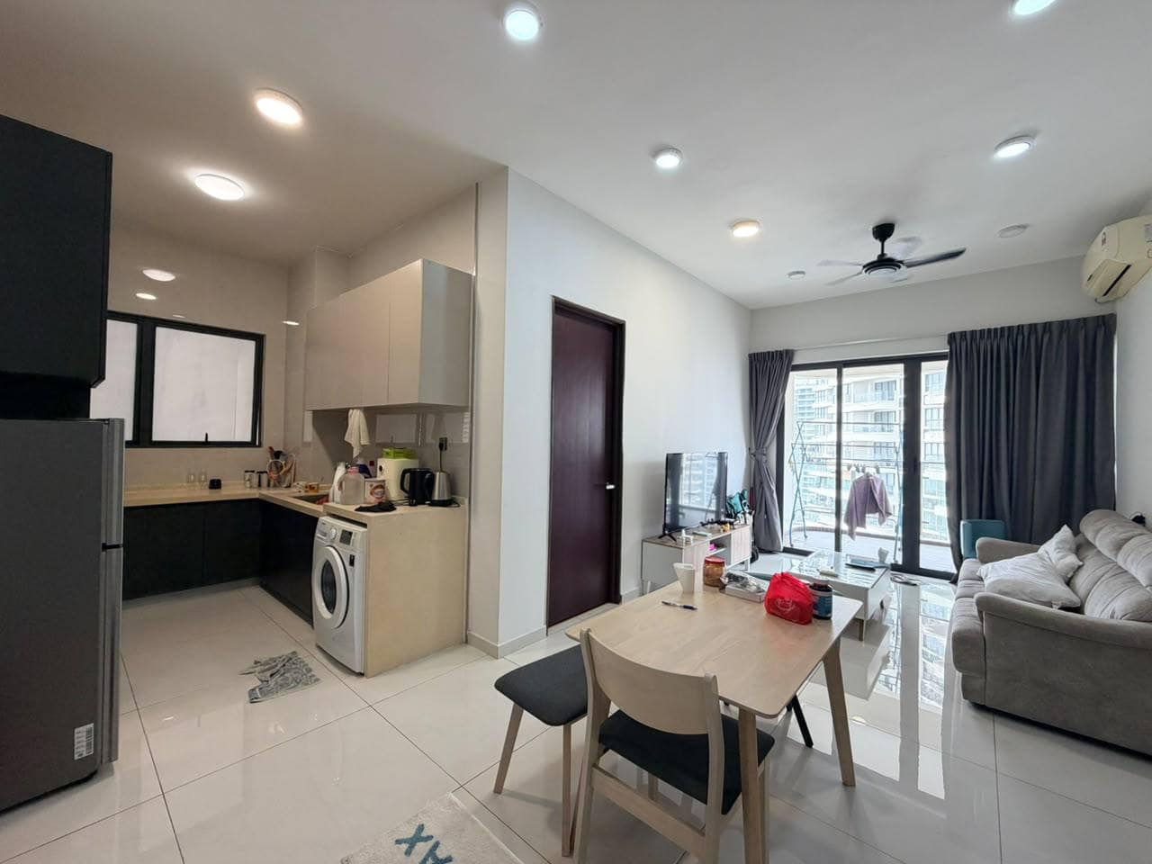 Condo Bay Laurel Country Garden Danga Bay – photo 1
