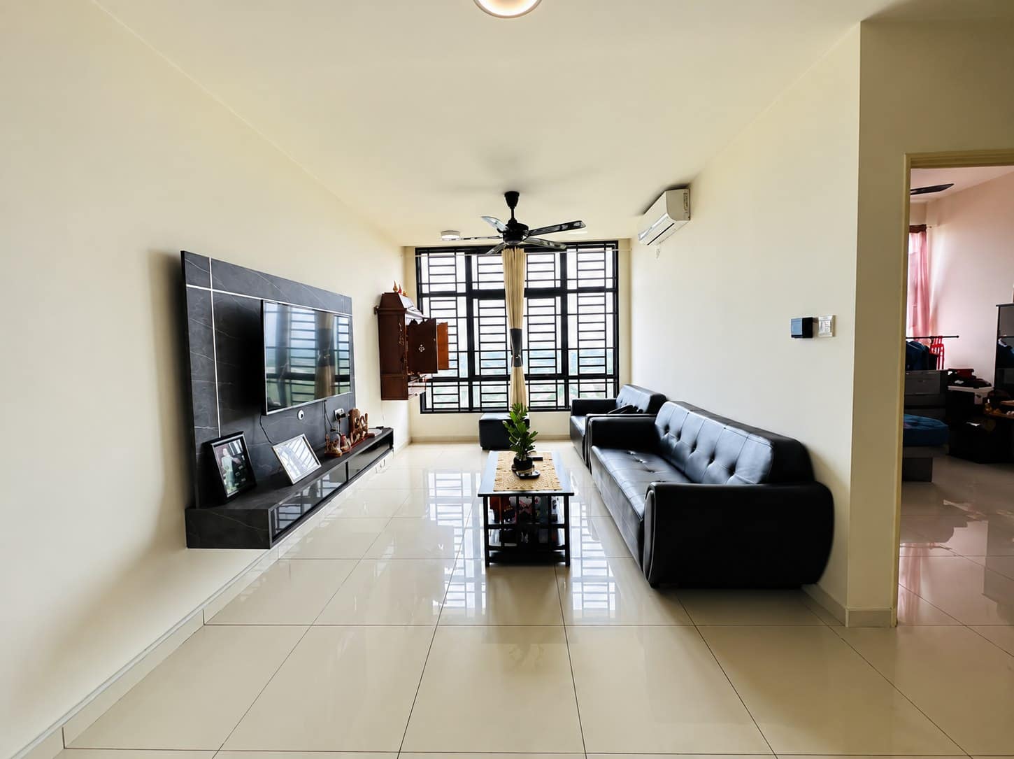 Condominium Kempas – photo 1
