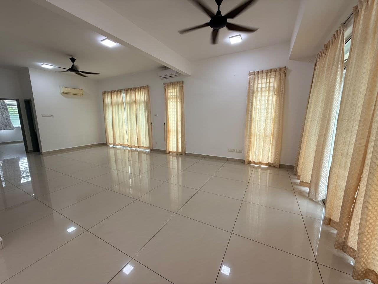 2-Storey Semi-D Nusa Idaman – photo 1