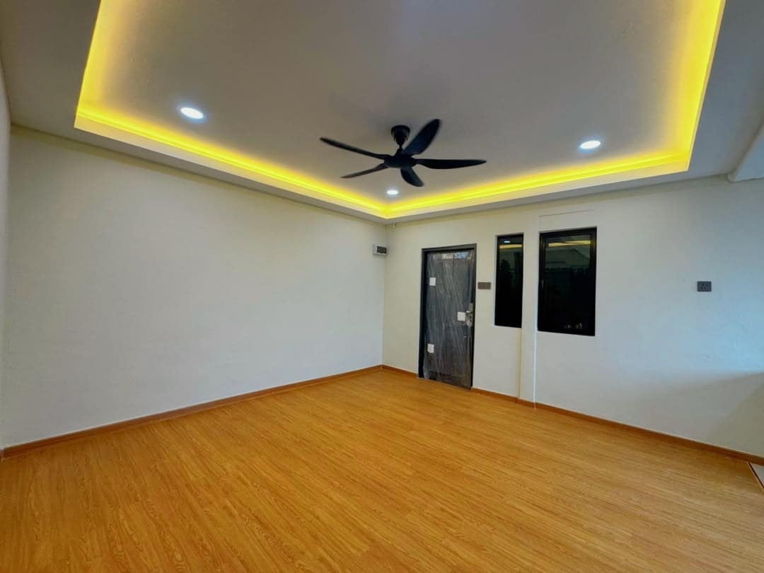 Low Cost Flat Bandar Selesa Jaya – photo 1