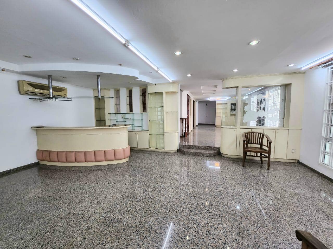 3-Storey Semi-D Taman Pelangi – photo 1