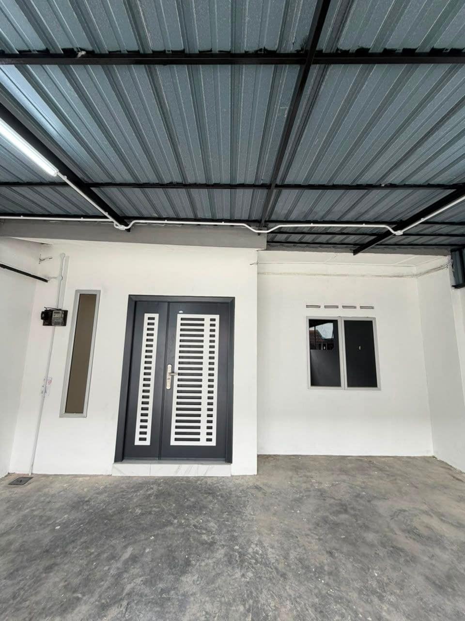 Single Storey Terrace House Taman Manis – photo 1