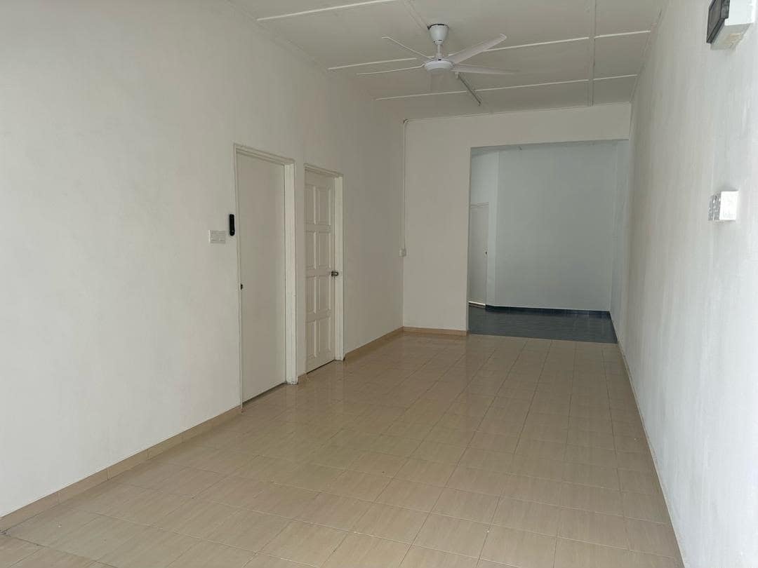 Single Storey Terrace House Taman Universiti – photo 1