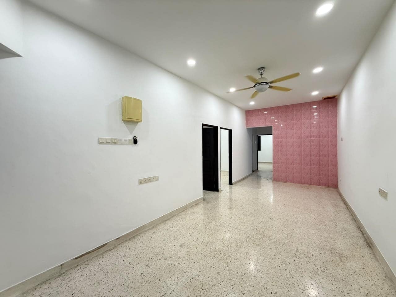 Single Storey Terrace House Taman Ungku Tun Aminah – photo 1