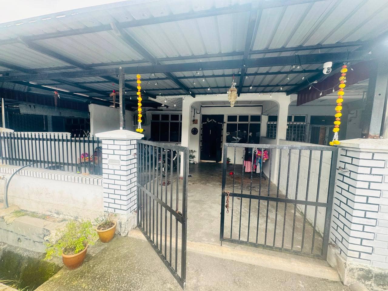 Single Storey Terrace Taman Bintang Utama Senai – photo 1