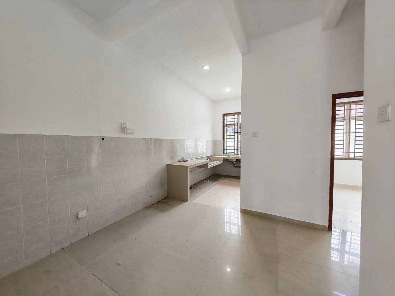 Single Storey Terrace Taman Nusa Bestari – photo 1