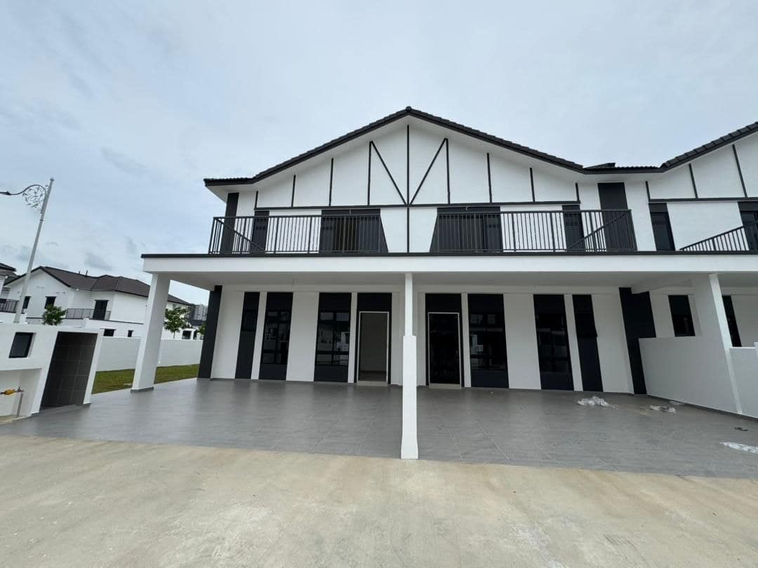 Double Storey Garden Terrace Superlink Corner Unit Eco Spring – photo 1