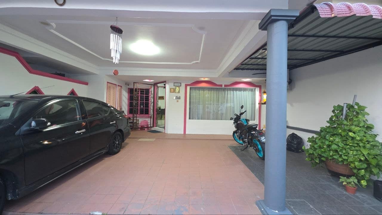 2-Storey House Taman Mutiara Rini – photo 1