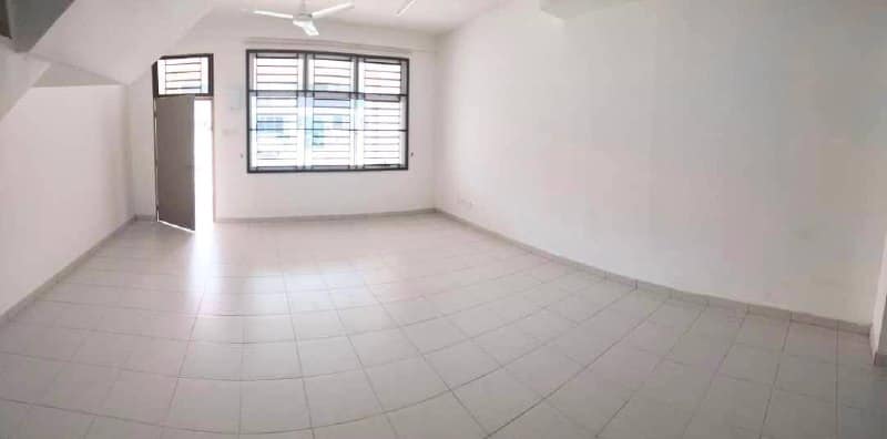 Double Storey Terrace House Scientex Pulai Mutiara – photo 1