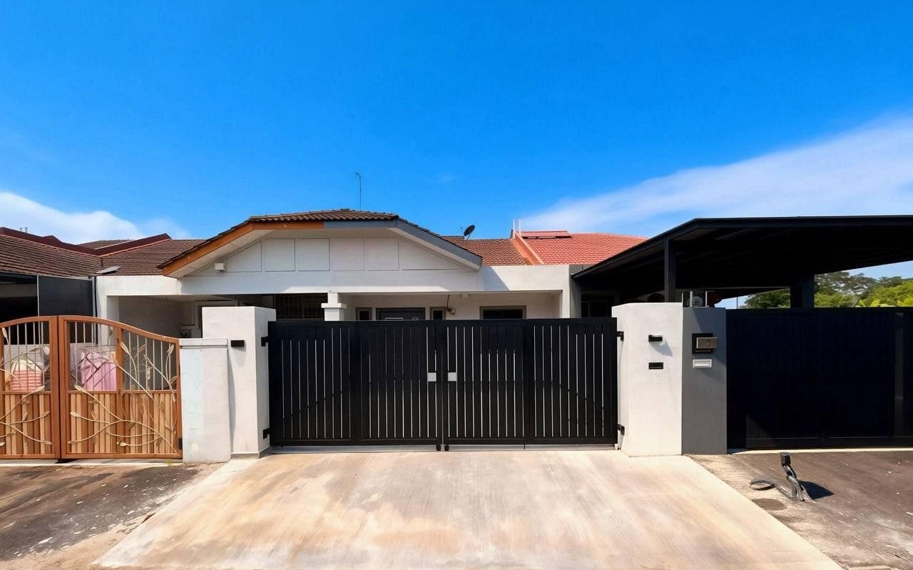 Single Storey Terrace Taman Bukit Indah – photo 1