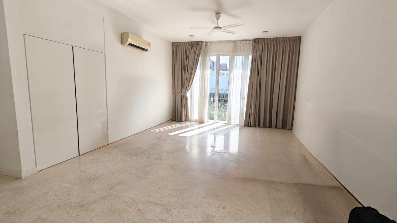 4-Storey Courtyard Villa Semi-Detached House Emerald Bay – photo 1