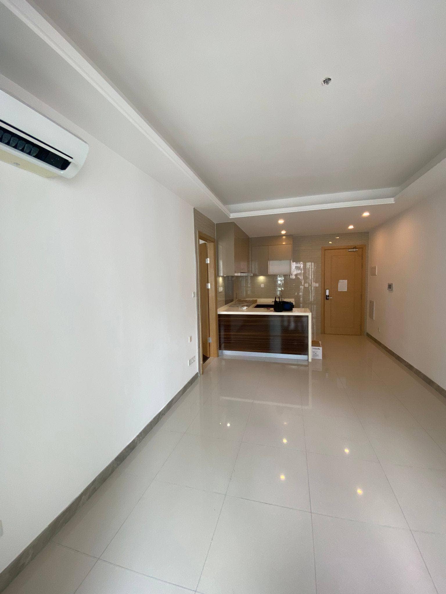 Condo R&F Princess Cove Phase 1 – photo 1