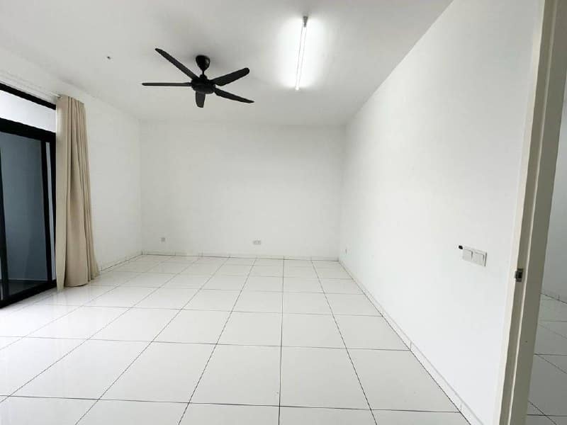 Zinnia Type Bukit Indah โ photo 1