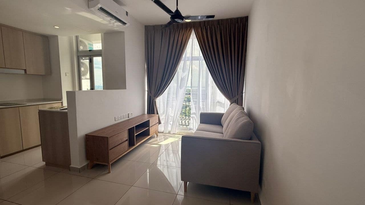 Condo Seri Alam – photo 1