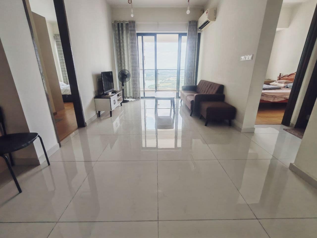 Condo Country Garden Danga Bay Amberside – photo 1