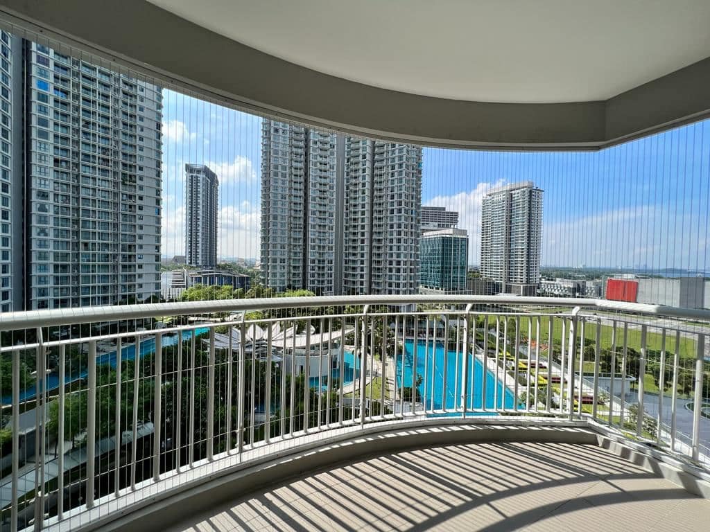 Condo Puteri Harbour – photo 1