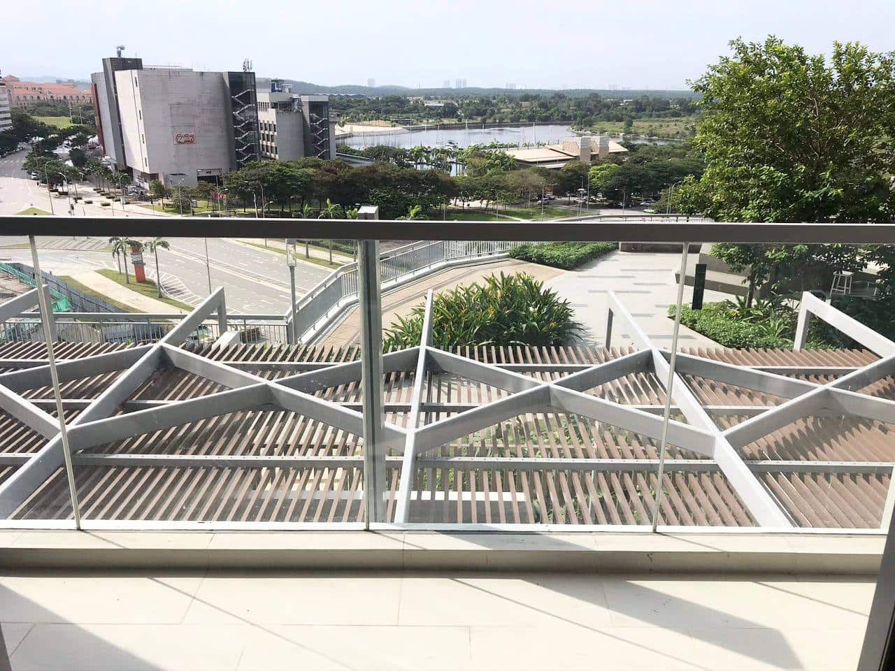 Condo Southern Marina Puteri Habour