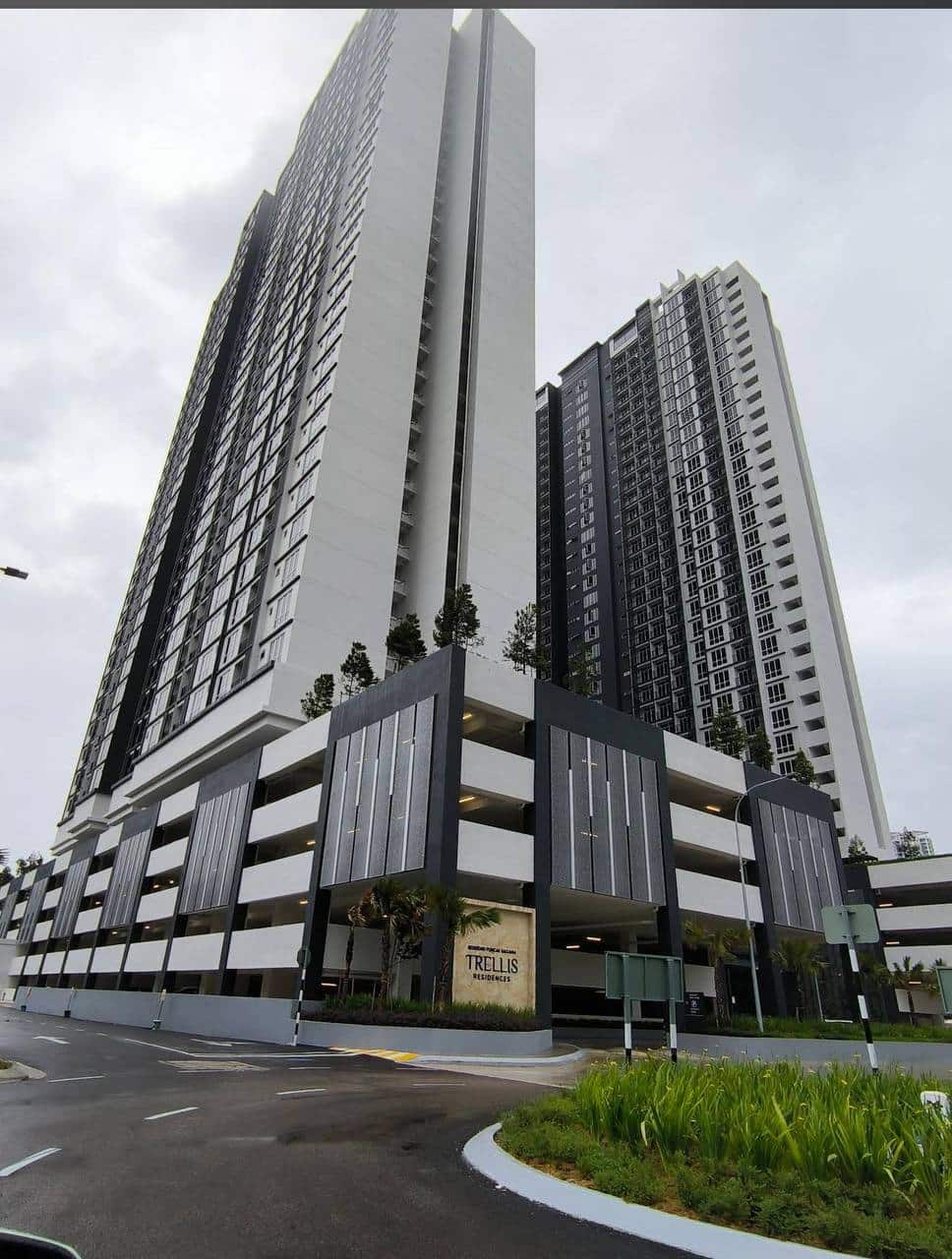 Condo Trellis Residences
