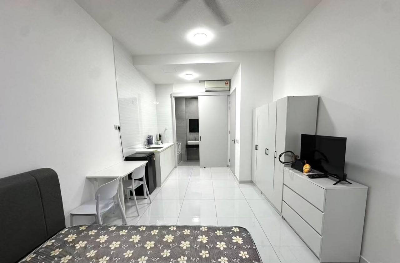 Dual Key Studio Bukit Indah – photo 1