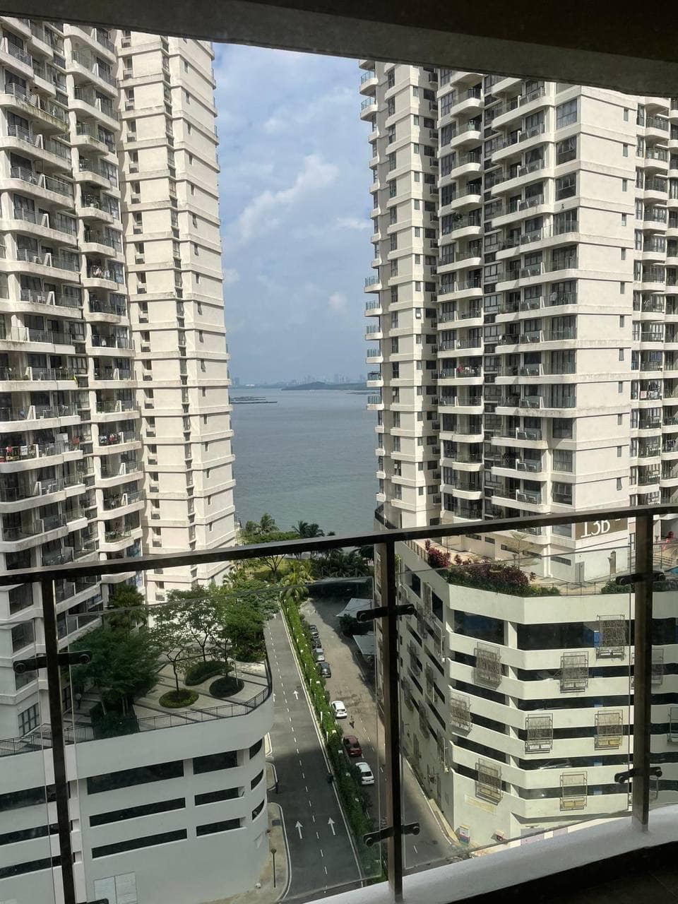 Condo Bay point โ photo 1