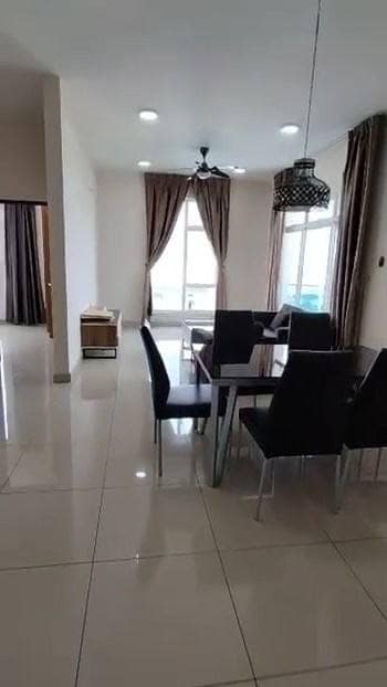 Condo Larkin – photo 1