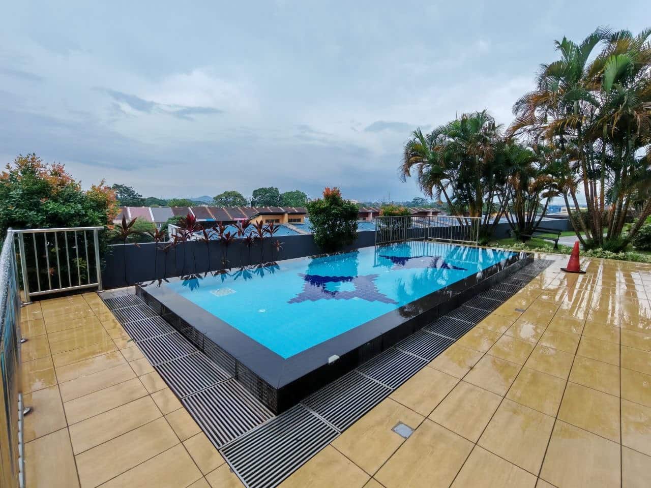 Condo Skysuites Residence