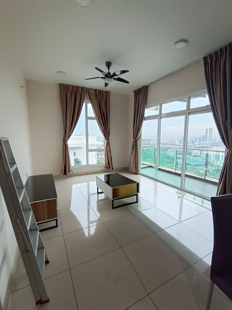 Condo M Condo@Larkin – photo 1