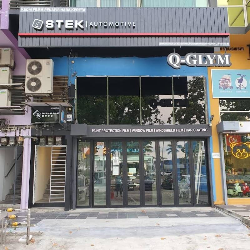 3-Storey Shoplot Jalan Pertama 1 – photo 1