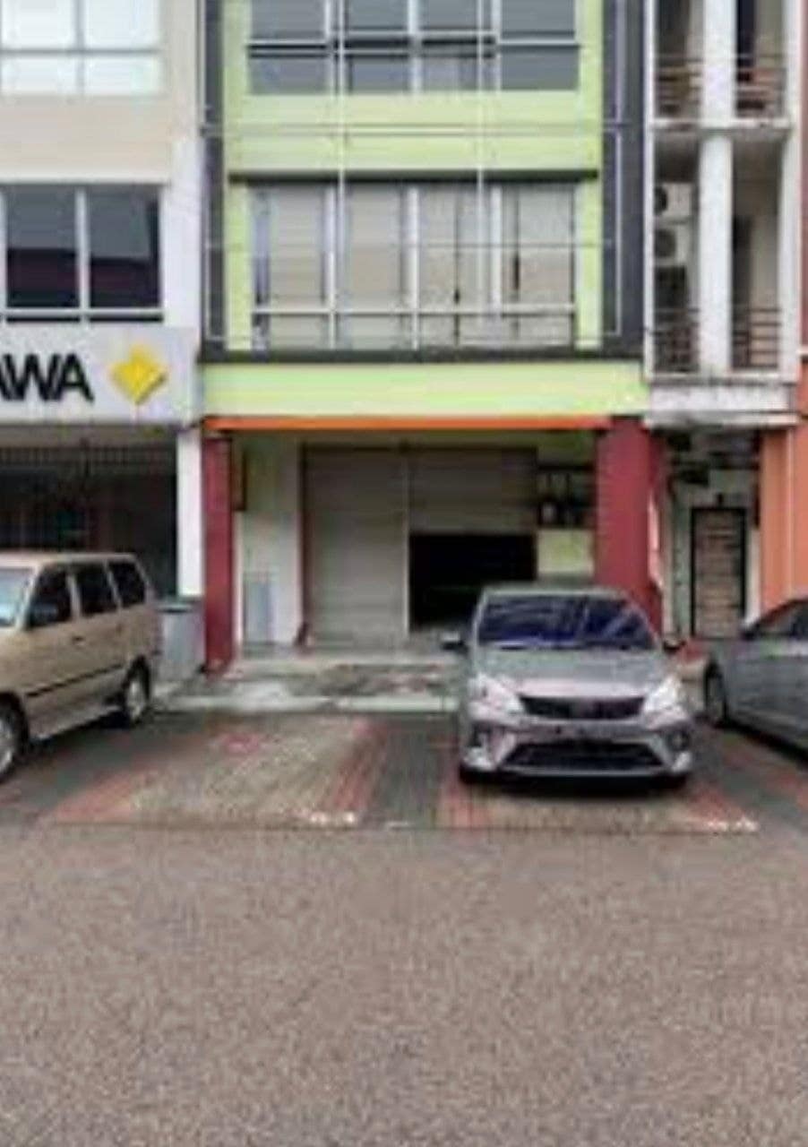 Shoplot Austin Perdana Mount Austin – photo 1